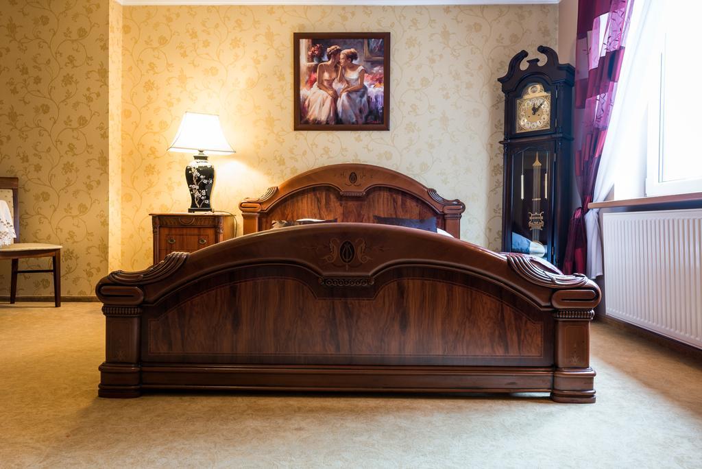 Hotel Palac Akropol لوبلين الغرفة الصورة