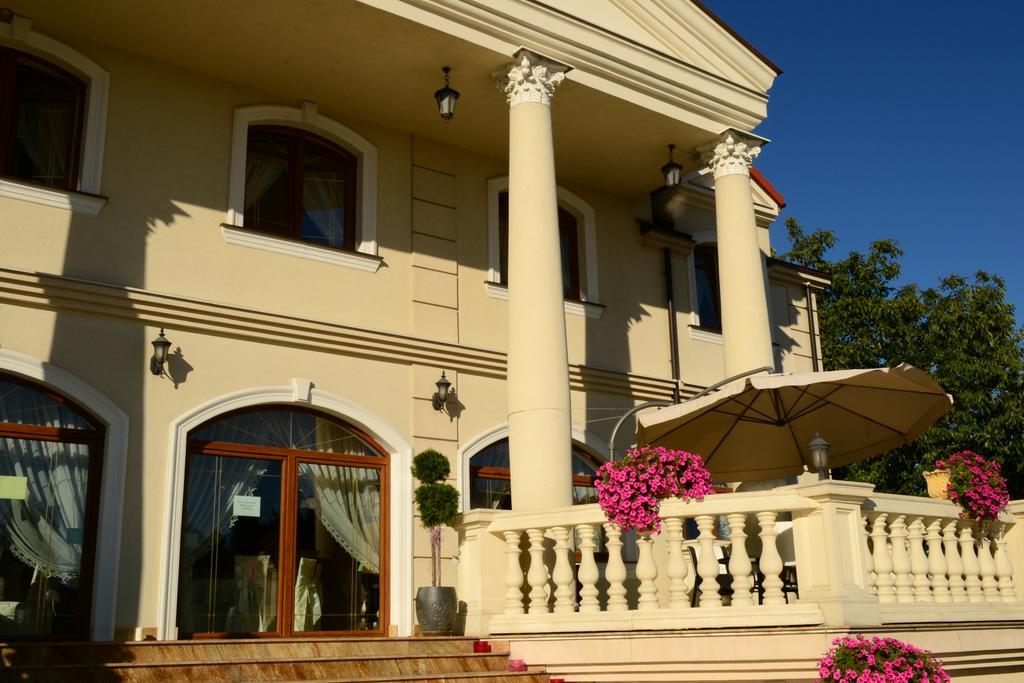 Hotel Palac Akropol لوبلين المظهر الخارجي الصورة